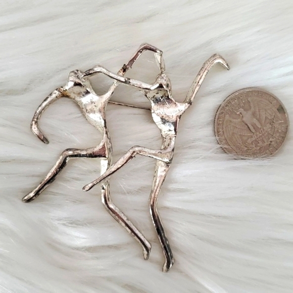 Vintage Silvertone Dancing Ballet Large Figure Brooch Pin Costume Jewelry - Picture 9 of 9